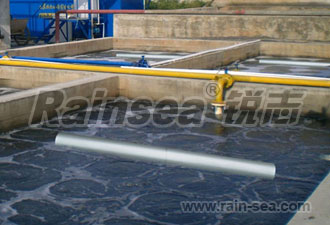 FT型無動力浮筒旋轉(zhuǎn)式潷水器